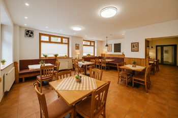 INSPIRACE_VYBAVENÍ 1 - Pronájem restaurace 167 m², Bělá pod Bezdězem