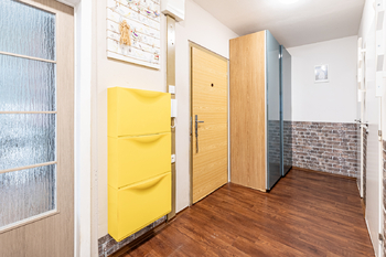 Prodej bytu 3+kk v osobním vlastnictví 65 m², Praha 9 - Černý Most