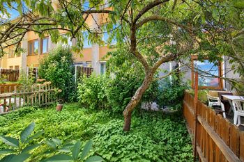 Prodej domu 145 m², Praha 8 - Kobylisy