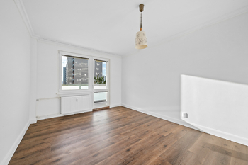 Ložnice - Prodej bytu 2+1 v osobním vlastnictví 77 m², Hradec Králové