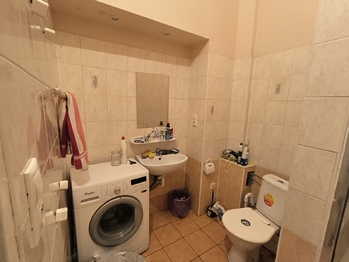 Prodej bytu 2+1 v osobním vlastnictví 74 m², Karlovy Vary