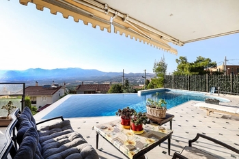 Prodej domu 1285 m², Anatoliki Attiki