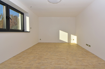 Ložnice / dětský pokoj č. 2.  - Pronájem domu 147 m², Kostelec nad Labem