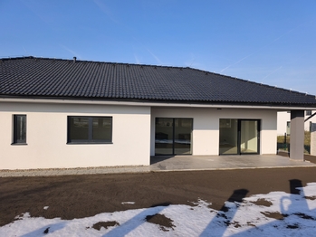 Pronájem domu 147 m², Kostelec nad Labem