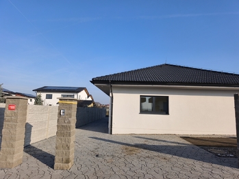 Pronájem domu 147 m², Kostelec nad Labem