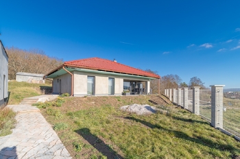 rodinný dům - Prodej domu 104 m², Lochovice