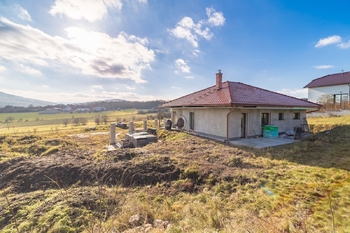 rodinný dům - Prodej domu 104 m², Lochovice