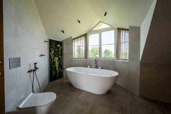 Pronájem domu 280 m², Jesenice