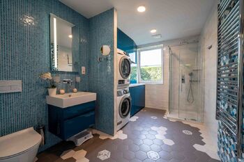 Pronájem domu 280 m², Jesenice