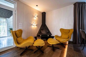 Pronájem domu 280 m², Jesenice