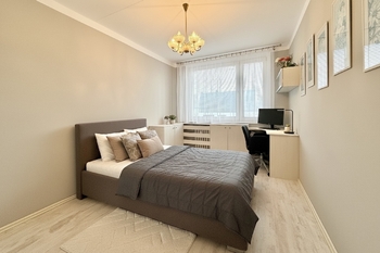 Prodej bytu 4+1 v osobním vlastnictví 91 m², Praha 6 - Liboc