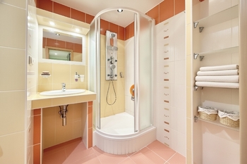 Prodej bytu 4+1 v osobním vlastnictví 91 m², Praha 6 - Liboc