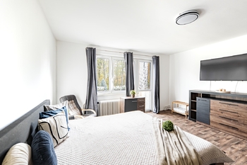 Ložnice. - Prodej domu 202 m², Panenské Břežany