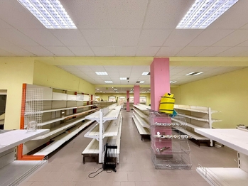 Prodej obchodních prostor 467 m², Bílina