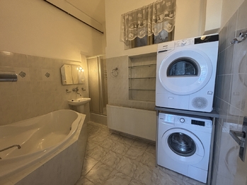 Prodej bytu 4+1 v osobním vlastnictví 154 m², Znojmo