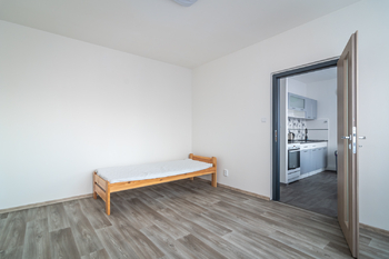 Pronájem bytu 2+1 v osobním vlastnictví 61 m², Slaný