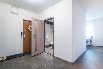 Pronájem bytu 2+1 v osobním vlastnictví 61 m², Slaný