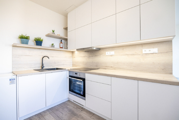 Prodej bytu 3+kk v osobním vlastnictví 112 m², Praha 10 - Dolní Měcholupy