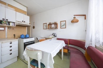 Prodej bytu 3+1 v osobním vlastnictví 68 m², Praha 5 - Zličín