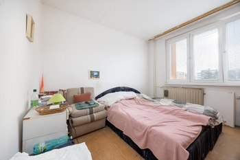 Prodej bytu 3+1 v osobním vlastnictví 68 m², Praha 5 - Zličín