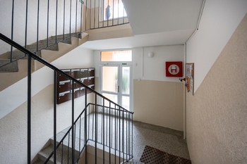 Prodej bytu 3+1 v osobním vlastnictví 68 m², Praha 5 - Zličín