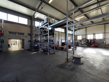 Pronájem obchodních prostor 1040 m², České Budějovice