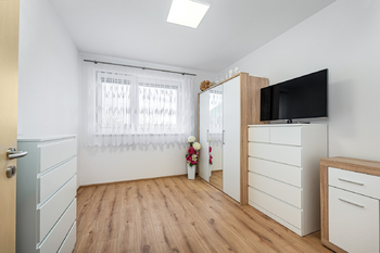 pokoj - Pronájem bytu 3+kk v osobním vlastnictví 66 m², Včelná