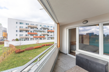 Prodej bytu 3+kk v osobním vlastnictví 83 m², Praha 10 - Horní Měcholupy