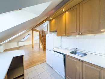 Kuchyňský prostor - Prodej bytu atypický v osobním vlastnictví 160 m², Praha 5 - Smíchov