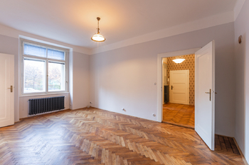 Obývací pokoj / ložnice - Pronájem bytu 3+kk v osobním vlastnictví 56 m², Praha 6 - Bubeneč 