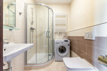 Pronájem bytu 1+kk v osobním vlastnictví 27 m², Praha 8 - Libeň