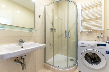 Pronájem bytu 1+kk v osobním vlastnictví 27 m², Praha 8 - Libeň