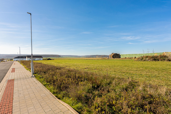 Prodej pozemku 876 m², Stolany