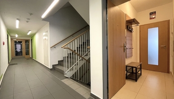 Prodej bytu 2+kk v osobním vlastnictví 46 m², Praha 10 - Strašnice