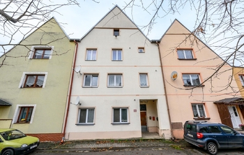 Prodej bytu 1+1 v osobním vlastnictví 48 m², Přestanov