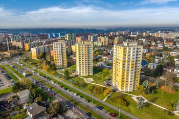 Okolí dron 2 - Pronájem bytu 2+kk v osobním vlastnictví 54 m², Praha 4 - Kamýk