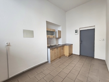 Pronájem skladovacích prostor, České Budějovice