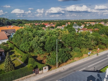 Prodej pozemku 2143 m², Praha 9 - Satalice