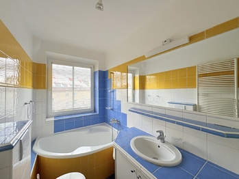 Koupelna - Pronájem bytu 4+kk v osobním vlastnictví 85 m², Šumperk