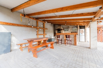 Pergola s kuchyní - Prodej domu 162 m², Přestavlky