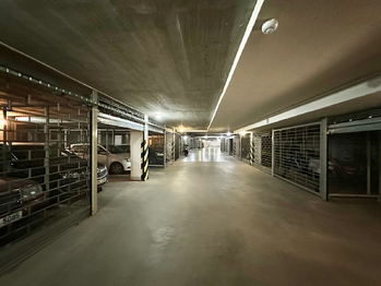 Pronájem garáže 18 m², Praha 5 - Košíře