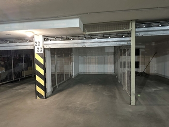 Pronájem garáže 18 m², Praha 5 - Košíře