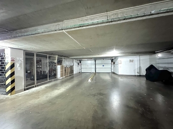 Pronájem garáže 18 m², Praha 5 - Košíře