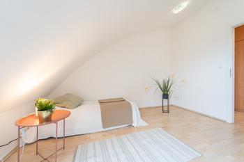 Prodej bytu 3+kk v osobním vlastnictví 66 m², Praha 5 - Radlice