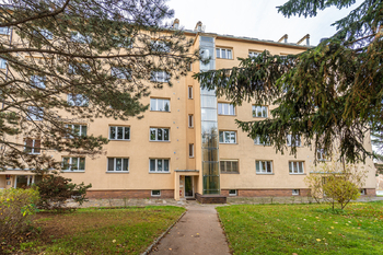 Prodej bytu 3+kk v osobním vlastnictví 66 m², Praha 5 - Radlice