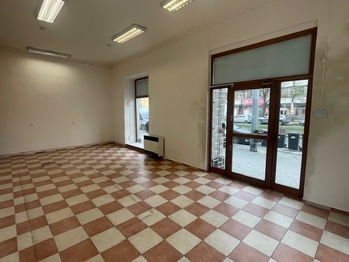 Pronájem obchodních prostor 34 m², Praha 9 - Libeň