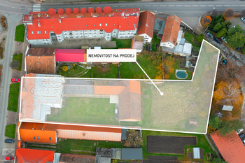 Prodej obchodních prostor 957 m², Dašice