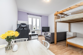 Pronájem bytu 1+kk v osobním vlastnictví 39 m², Praha 10 - Strašnice