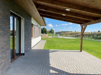 Velká terasa - Pronájem domu 127 m², Mukařov