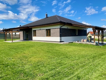 Novostavba RD k pronájmu II - Pronájem domu 127 m², Mukařov